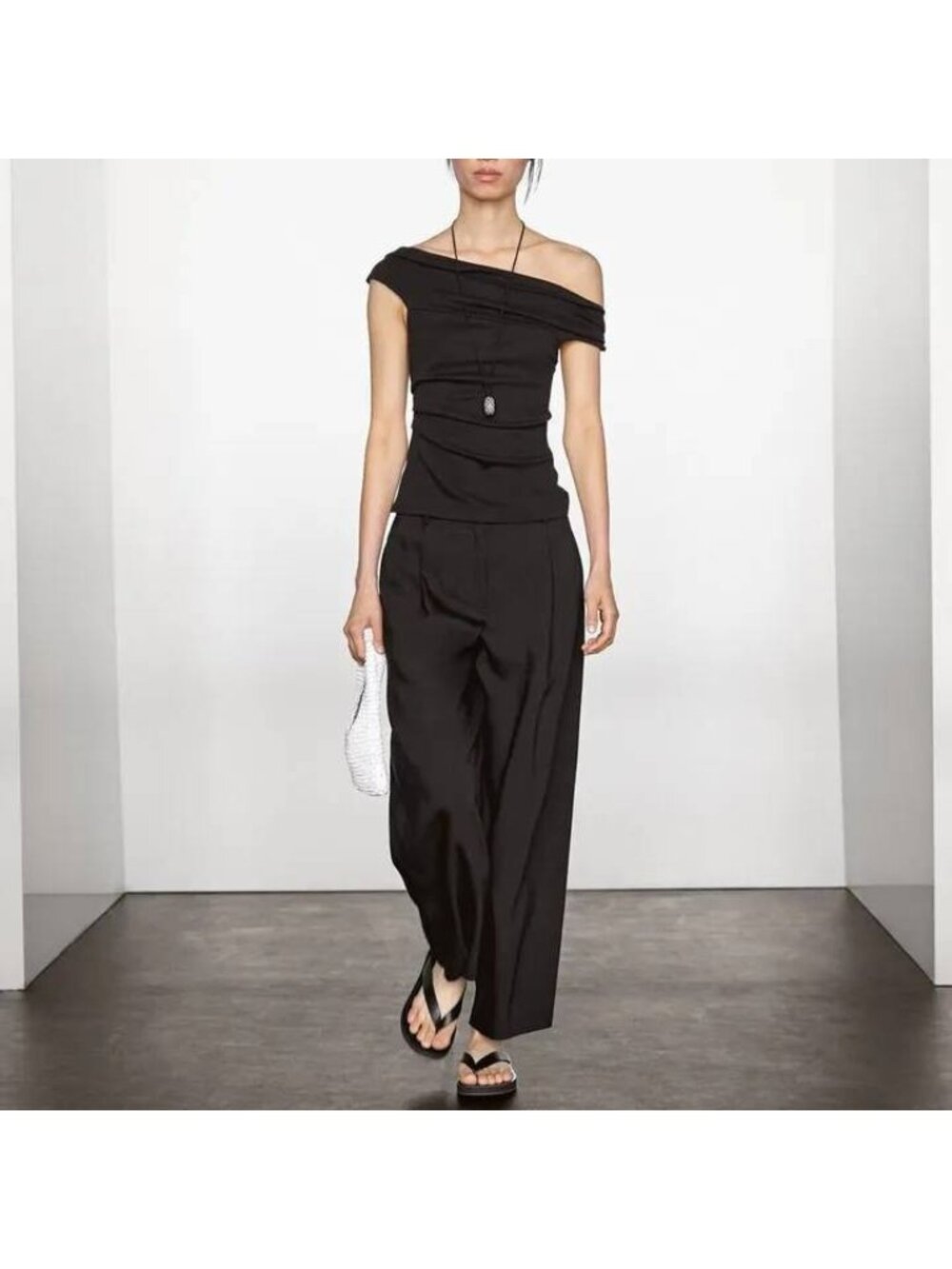 Massimo Dutti Women Wide Leg Trousers Pants EU 40 US 8 Black 5061/991 NWT